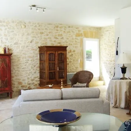 Manoir Petit Meysset فندق مبيت وإفطار